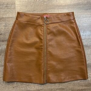 Pink Woman camel brown Vegan leather zip up mini skirt size medium